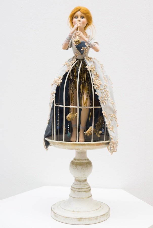 girl-statue-toy-baby-doll-sculpture-doll-851052-pxhere.com